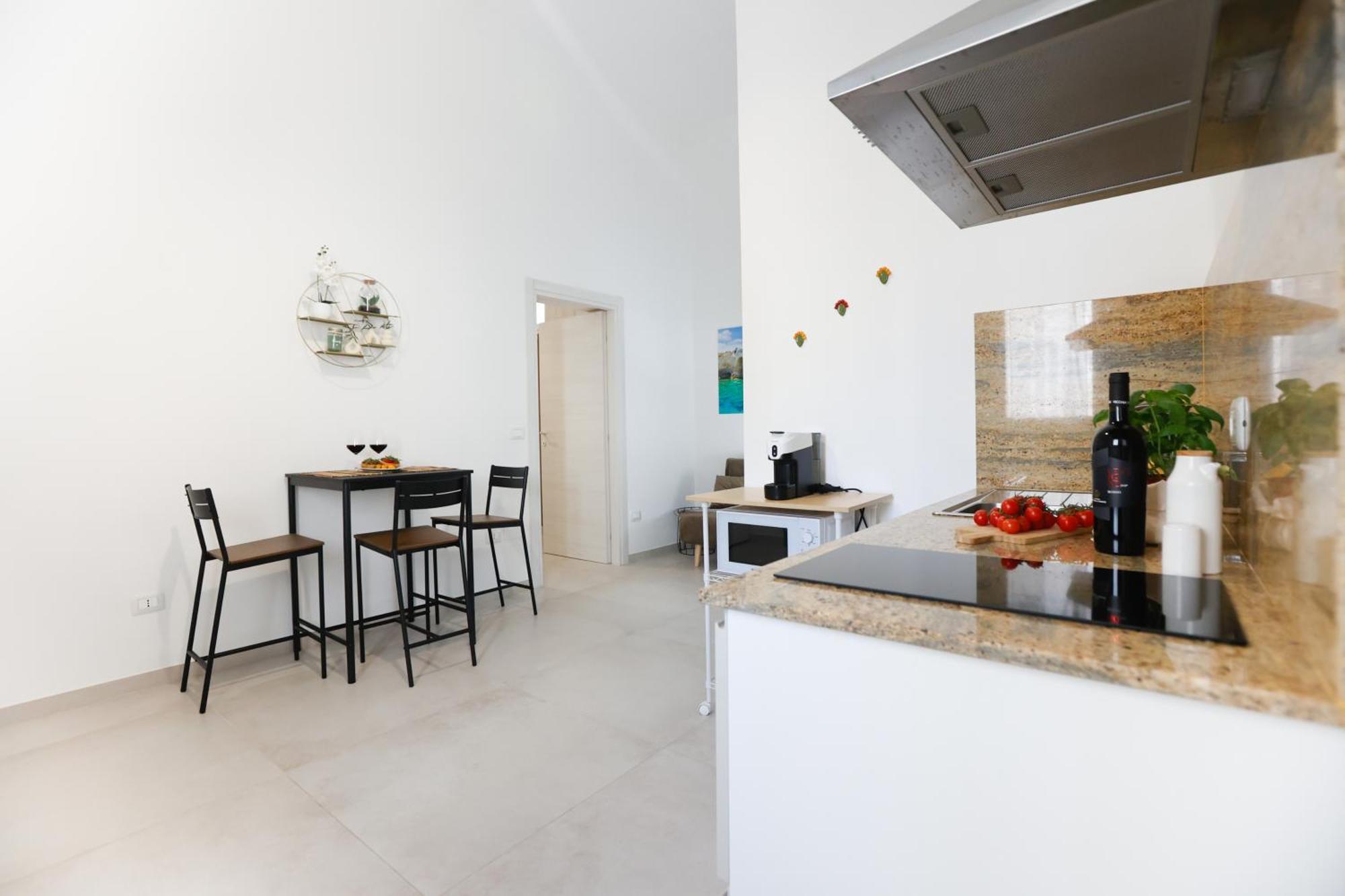 Elegante Bilocale Con Giardino Apartment